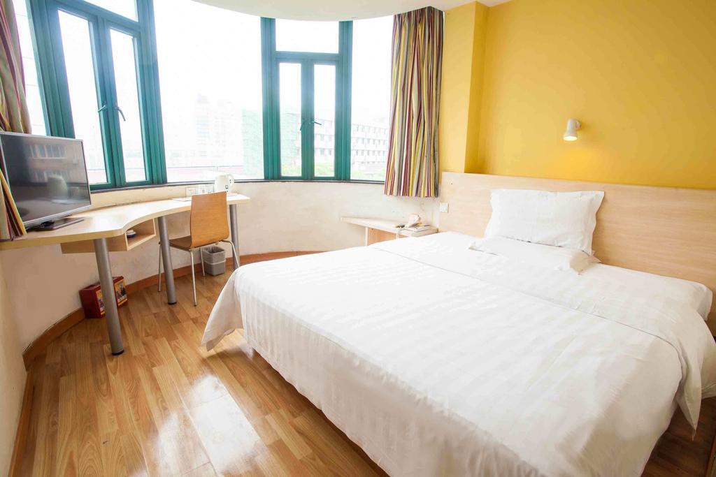 7Days Inn Zunyi Beijing Road Exterior photo